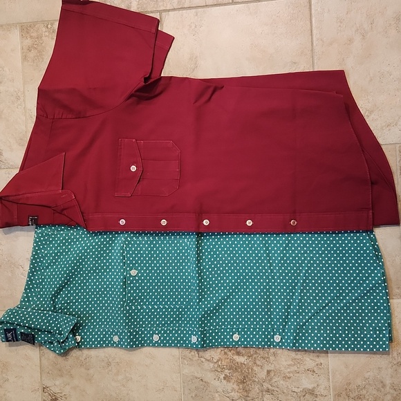 Bundle of 2 Men's Button Down Short Sleeve Shirts - Picture 1 of 8